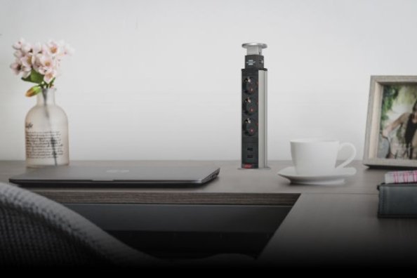 brennenstuhl® Tower Power - Versenkbare Steckdosenleiste zur Montage